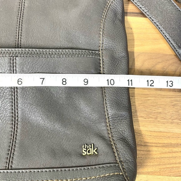 The Sak Brown Pebbled Leather Crossbody Bag Zip Top Adjustable Strap Minimalist - Picture 13 of 15